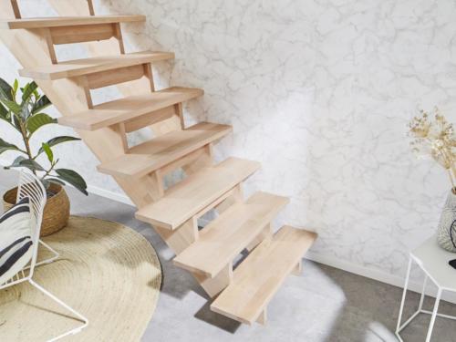 Holztreppe Intercon Nizza | gerader Verlauf | ohne Geländer