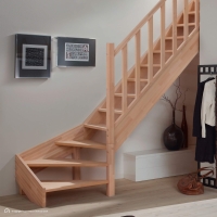 Vorschau: Holztreppe Intercon® Saragossa | ¼ gewendelter Verlauf